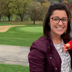 Meet your Posher, Dana